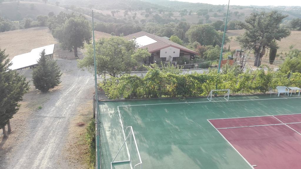 Agriturismo Collelungo Di Maremma Diaccialone Buitenkant foto