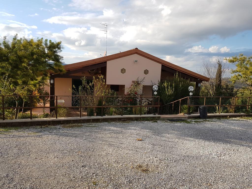 Agriturismo Collelungo Di Maremma Diaccialone Buitenkant foto